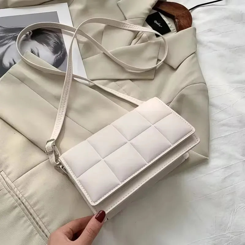 Bolsa de ombro de couro PU de grande capacidade para mulheres, impermeável, clássica, simplicidade, senso de design, bolsa tiracolo feminina, tendência da moda